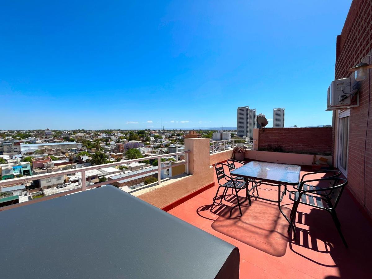 Amplio Piso Vintage, Terraza Con Vista A Sierras Córdoba